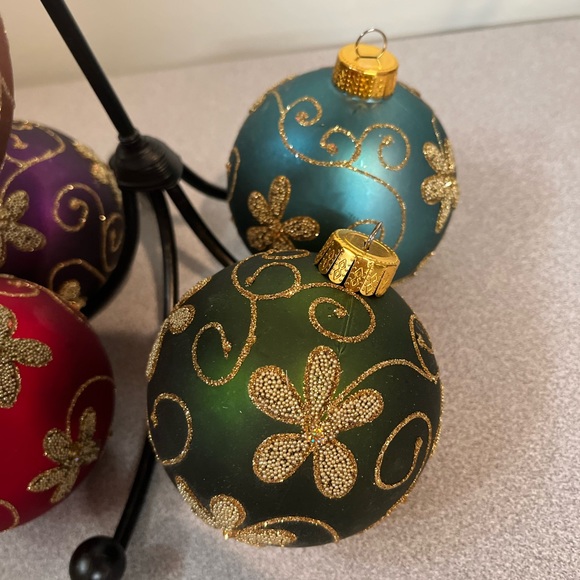 5 Beautiful Colorful Christmas 3” Floral Ornaments Swirled with Gold Glitter - Picture 3 of 7